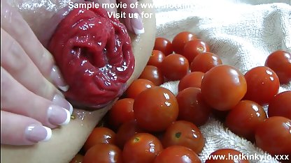 کندال ناله با صدای بلند در سوپر های سکسی حالی که زد توسط بزرگ, کیر کوچک, نوجوانان